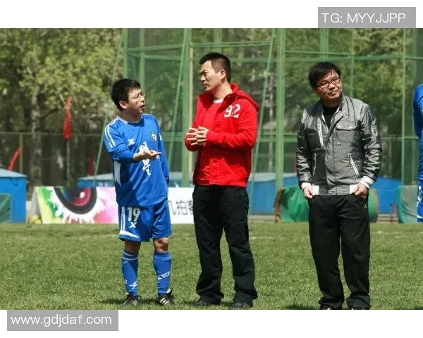 李敏专访:追忆足球生涯的辉煌与挑战