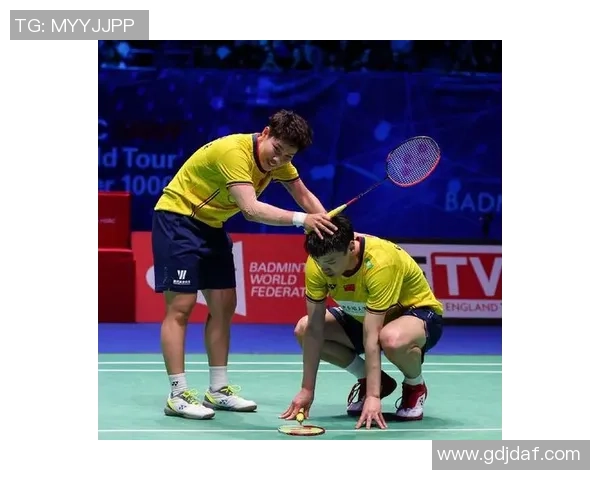 重庆羽毛球队阵地战分析：得失背后的战术与团队协作探讨